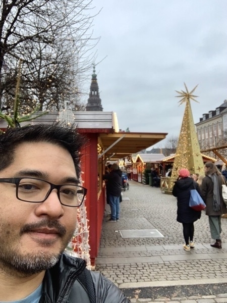 Selfie of Jonathan at a Christmas market